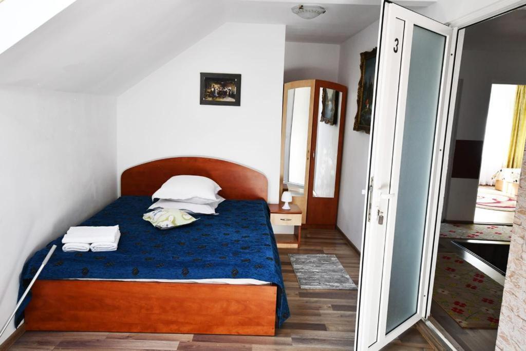 Hotel Casa Stefanut Moeciu De Sus Esterno foto