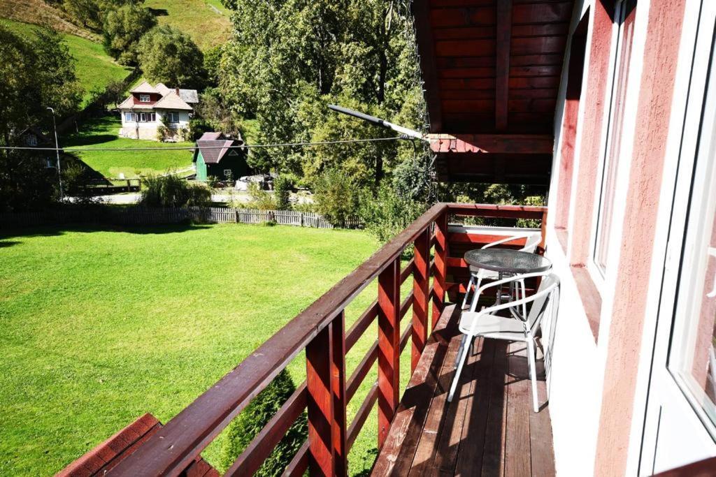 Hotel Casa Stefanut Moeciu De Sus Esterno foto