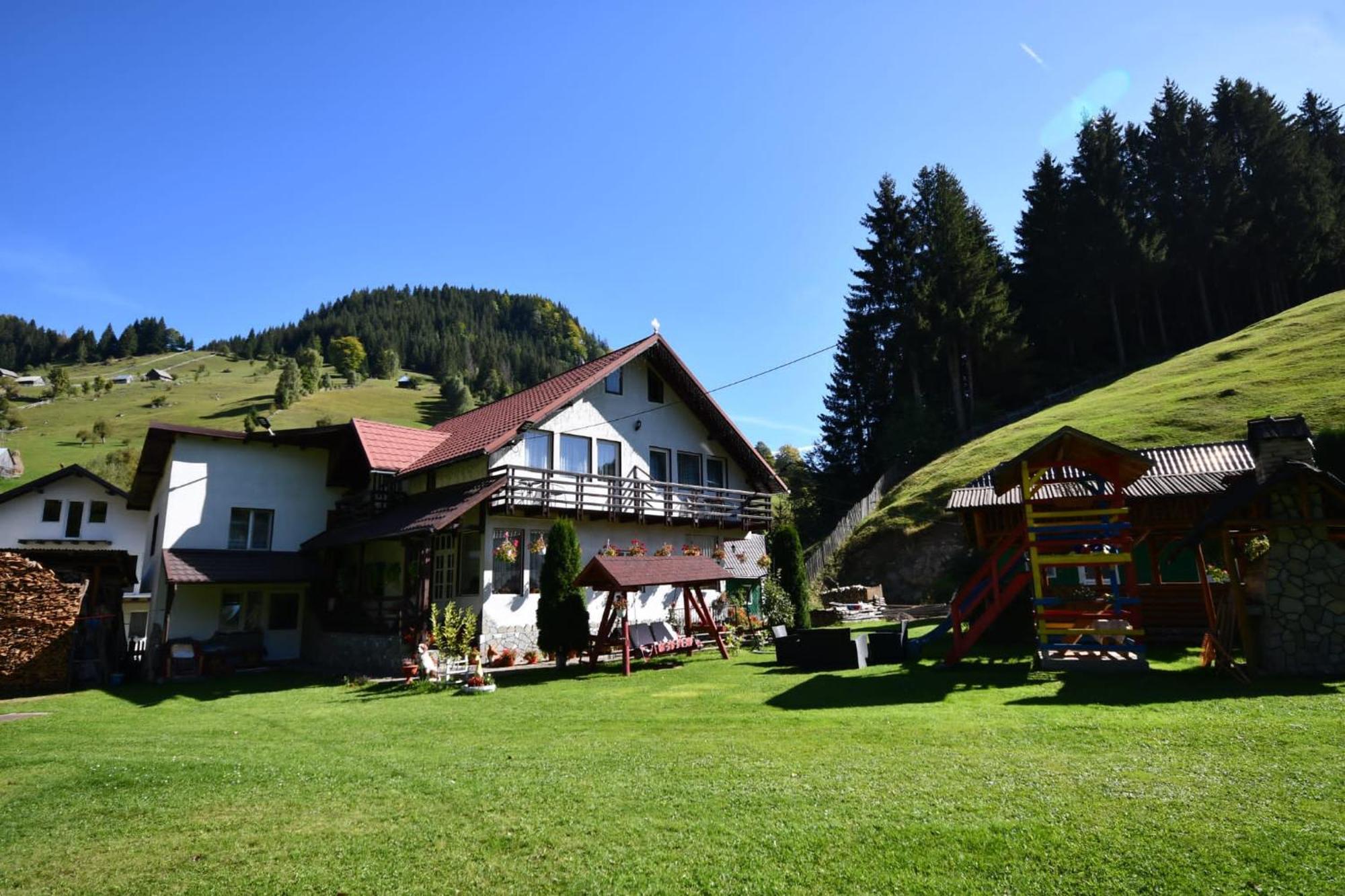 Hotel Casa Stefanut Moeciu De Sus Esterno foto