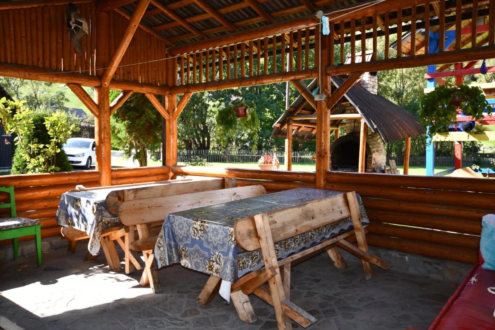 Hotel Casa Stefanut Moeciu De Sus Esterno foto
